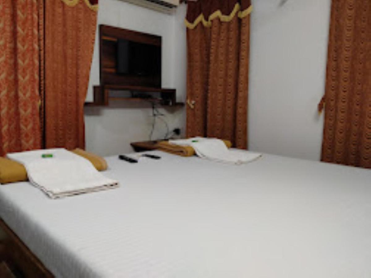 Blue Sea Beach Resort Mālvan Eksteriør billede